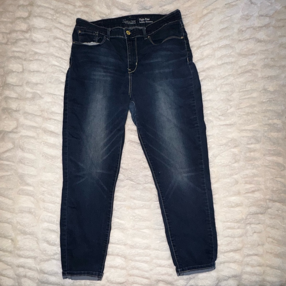 Women’s Skinny Jeans